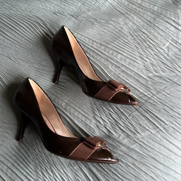 Ferragamo Heel - Picture 2 of 3